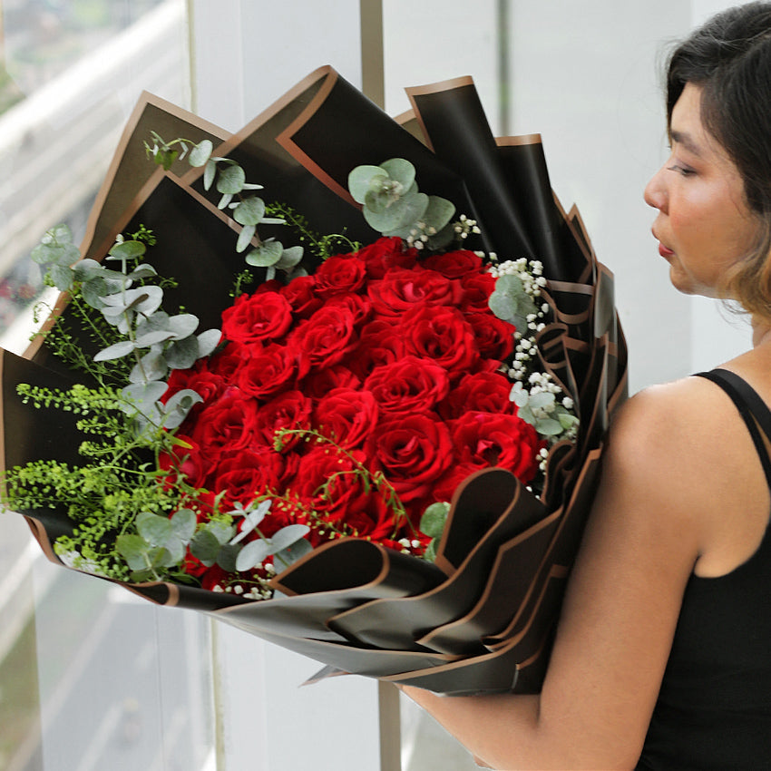 Bella Rouge Bouquet